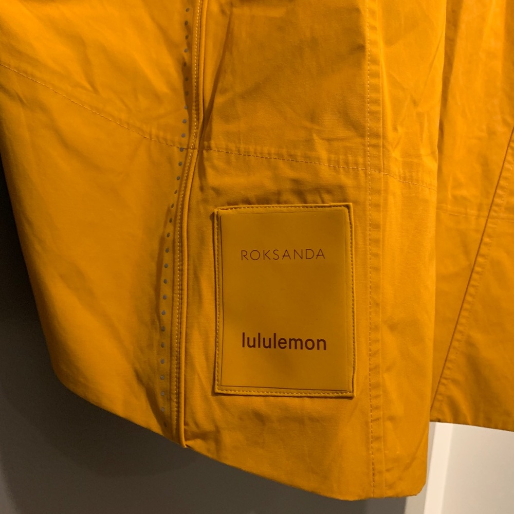 EXTREMELY RARE lululemon x Roksanda Rain Poncho - Picture 5 of 8